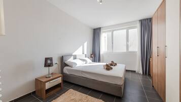 1 quarto, ferros/tábuas de passar roupa, Wi-Fi, roupa de cama