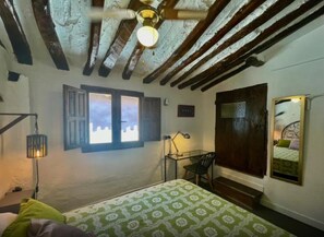 1 chambre, Wi-Fi gratuit, draps fournis