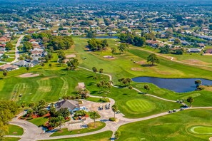 Golf - Coastal home on golf course w/ water view, private pool & spa, AC, W/D, Wifi (Rotonda West)