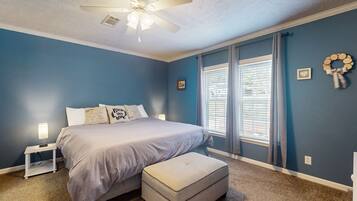 4 間睡房、熨斗/熨衫板、上網、床單