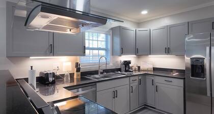 Charming 4BR/2BA Home in Bainbridge - Fenced Yard & Outdoor Gas Fireplace!