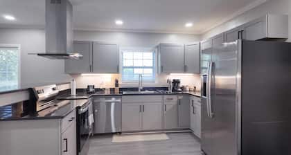 Charming 4BR/2BA Home in Bainbridge - Fenced Yard & Outdoor Fireplace!