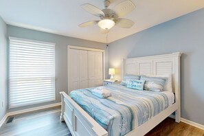 2 habitaciones, tabla de planchar con plancha, internet y ropa de cama