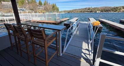 4 BD W/ Lake Access, Grill, Fire Pit, A/C, Optional Dock