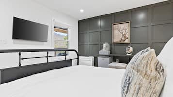 5 chambres, fer et planche à repasser, accès à Internet, literie fournie