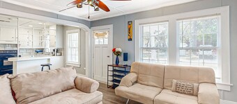 Peaceful home in downtown Atlantic with patio, grill, streaming, & washer/dryer