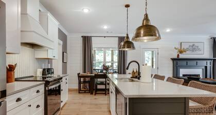 Newly Built 5 BR, 6 Miles to UGA, Fire Pit, Sauna, Game Room.