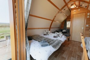 1 slaapkamer, een strijkplank/strijkijzer, reisbedje, gratis wifi