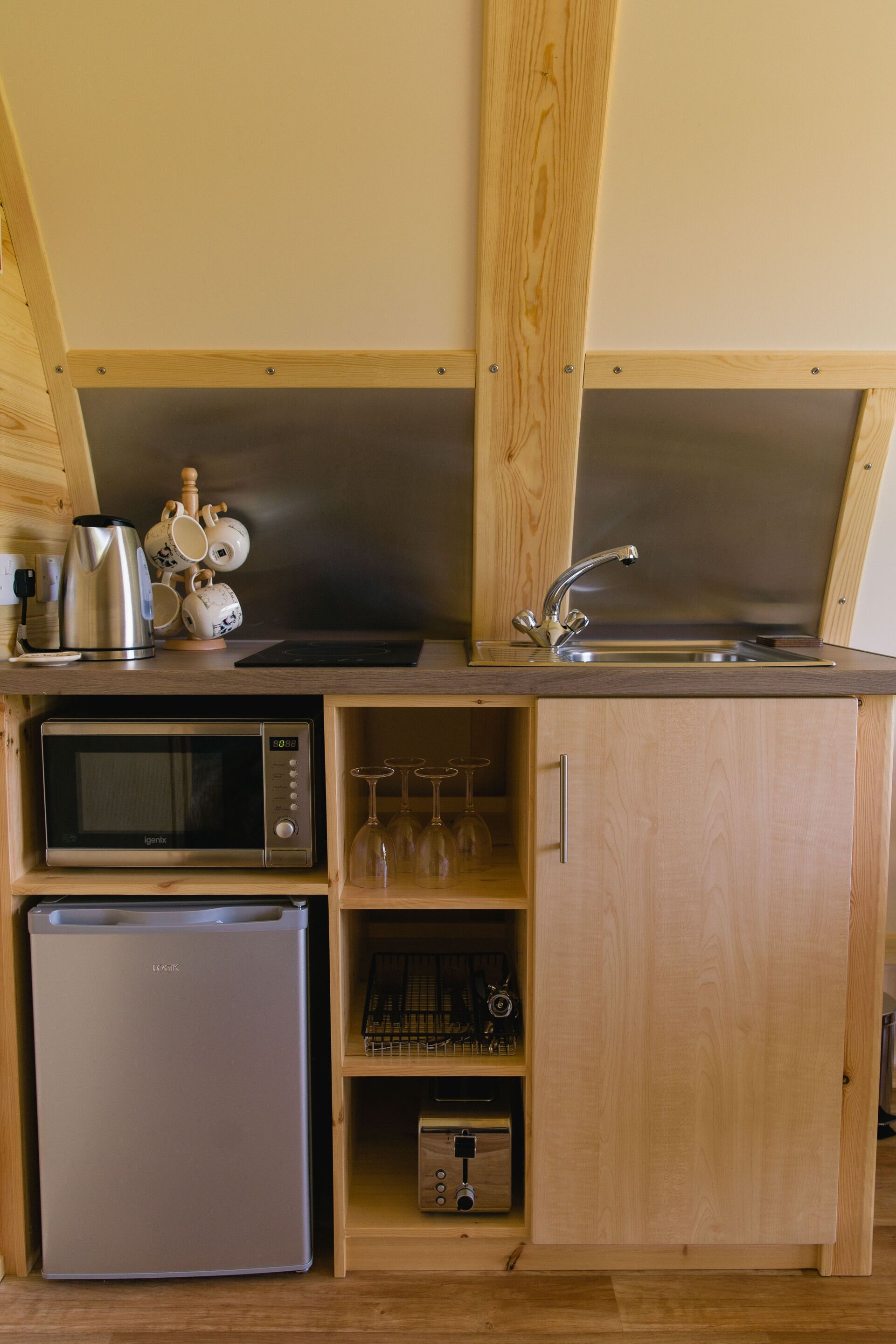 茶具/咖啡用具、冰箱、微波炉、炉灶