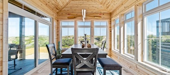 Luxury High-End Ocean Front Home with Private Pool and Hut Tub