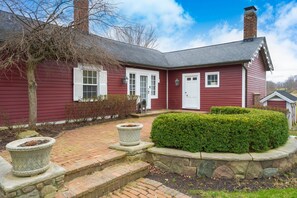Exterior - Red House Farm, an Historic Metamora MI Equestrian Estate (Metamora)