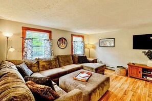 Fernseher, Tischfußball