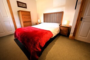 2 Schlafzimmer, Bügeleisen/Bügelbrett, WLAN, Bettwäsche