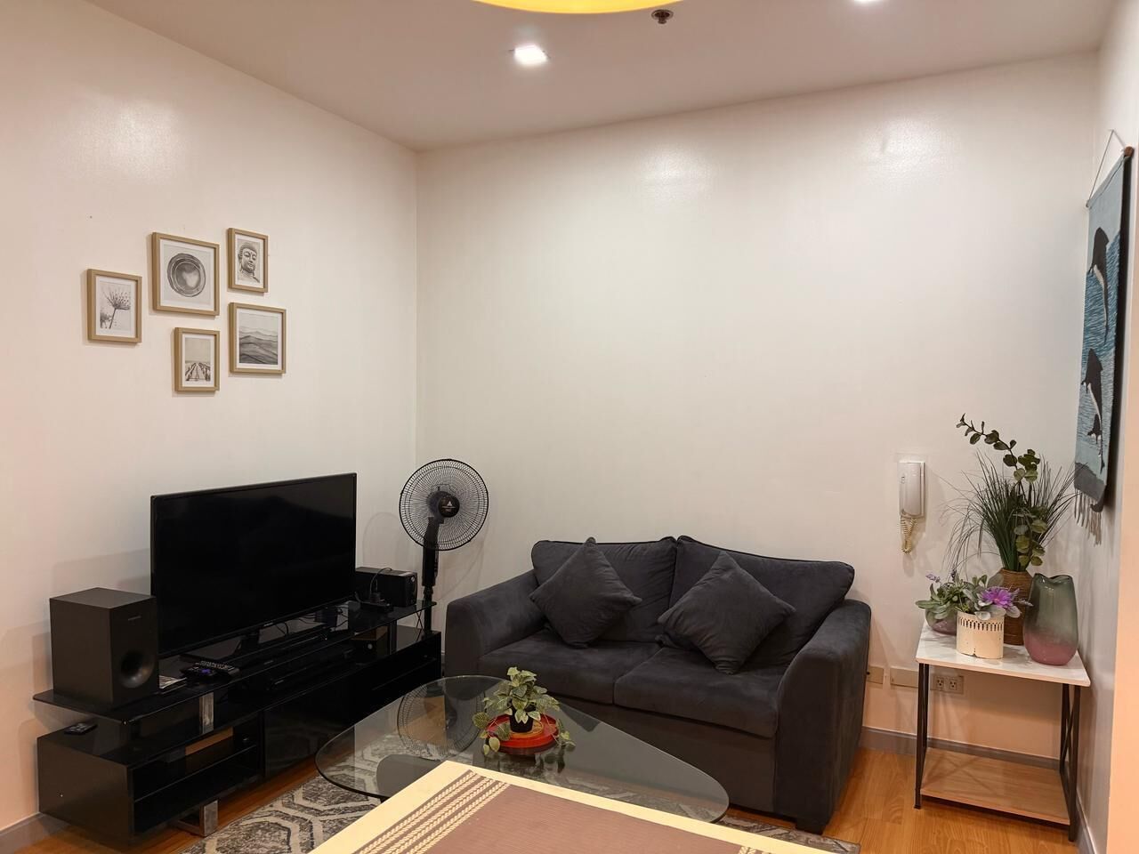 Family Double Room, Balcony, City View | Living area