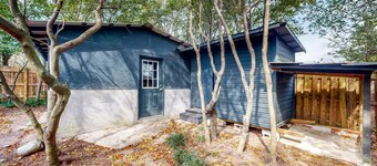 Renovated abode close to downtown with patio, W/D & enclosed yard - dog-friendly
