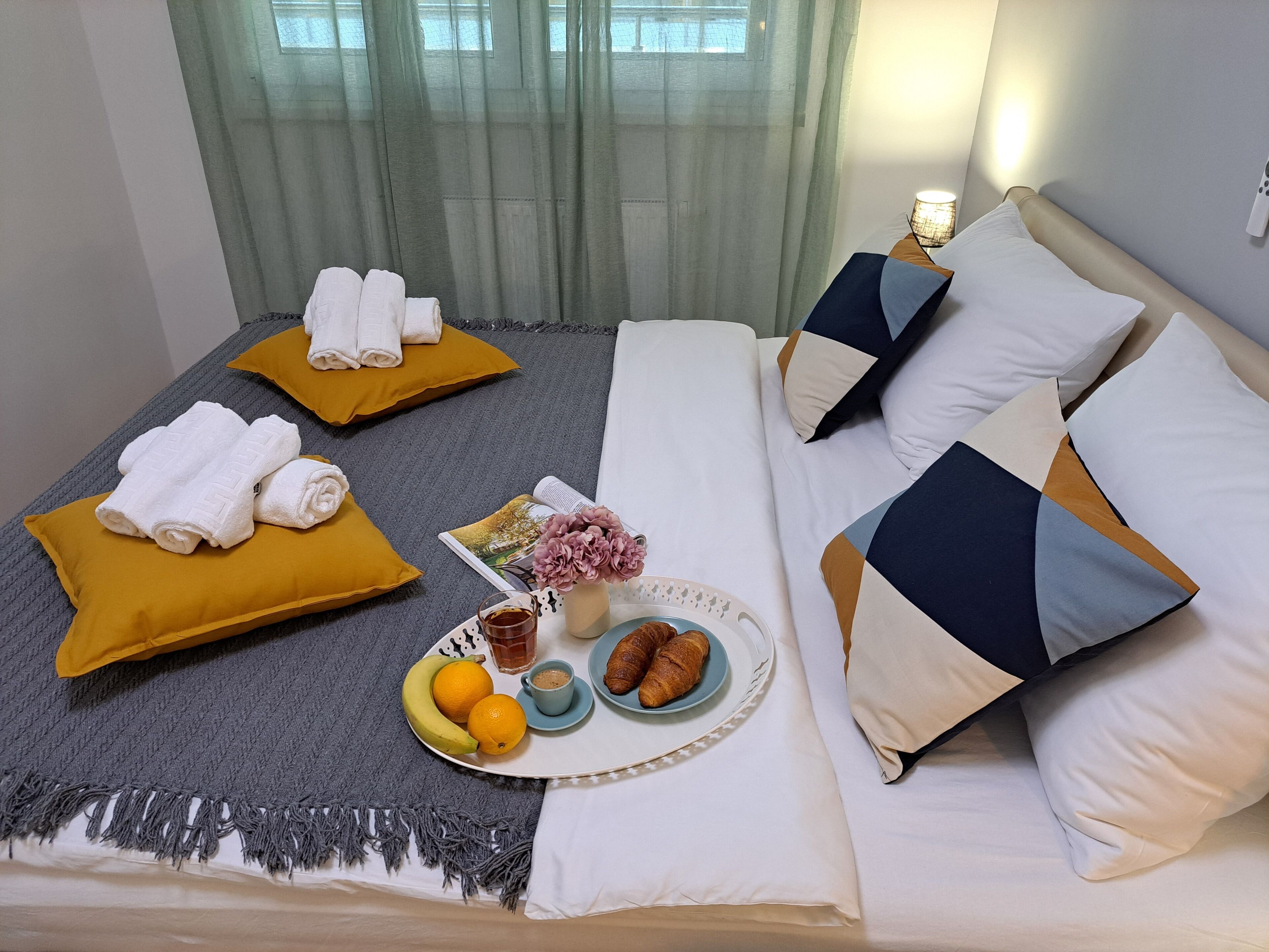 1 habitación, tabla de planchar con plancha, wifi y ropa de cama 