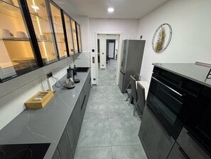 Private kitchen - Modern Apartments Gelsenkirchen highway A42 and A2 vacation apartment (Gelsenkirchen)