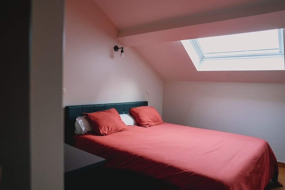 Hypo-allergenic bedding, memory-foam beds, desk, laptop workspace