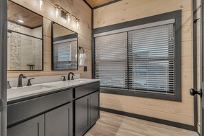 Executive-hytte - 5 soveværelser - terrasse - bjergudsigt (Private RoofTop Lounge) | Badeværelse | Gratis toiletartikler, hårtørrer, håndklæder, Sæbe