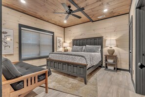 Executive-hytte - 5 soveværelser - terrasse - bjergudsigt (Private RoofTop Lounge) | Premium-sengetøj, strygejern/strygebræt, gratis Wi-Fi, sengetøj