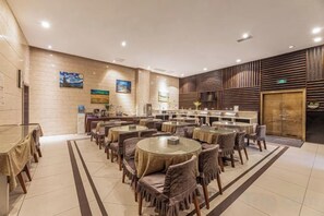 Dining - Peace & Ease Hotel (Suzhou Jinji Lake Expo Center) (Suzhou)