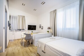 1 bedroom, iron/ironing board, free WiFi, bed sheets