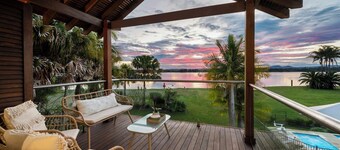 The Palms Yamba - Master Suite