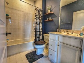 Towels, soap, toilet paper