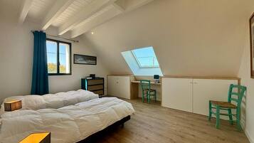 6 bedrooms, free WiFi