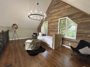 5 bedrooms, iron/ironing board, travel cot, free WiFi - Million Dollar View Near Asheville, NC (Black Mountain)