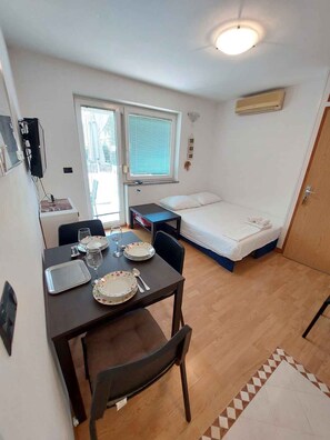2 Schlafzimmer, WLAN