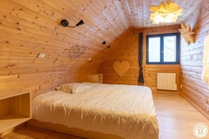 4 bedrooms, free WiFi - The beautiful story - BESSE ET SAINT ANASTAISE (BESSE ET SAINT ANASTAISE)