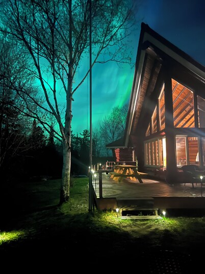 Secluded Log home Oasis on Golden Pond