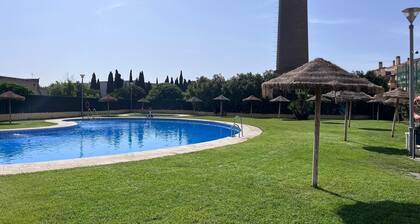 Apartment 'Ágora Alhambra' with Mountain Views, Shared Pool and Air Conditioning