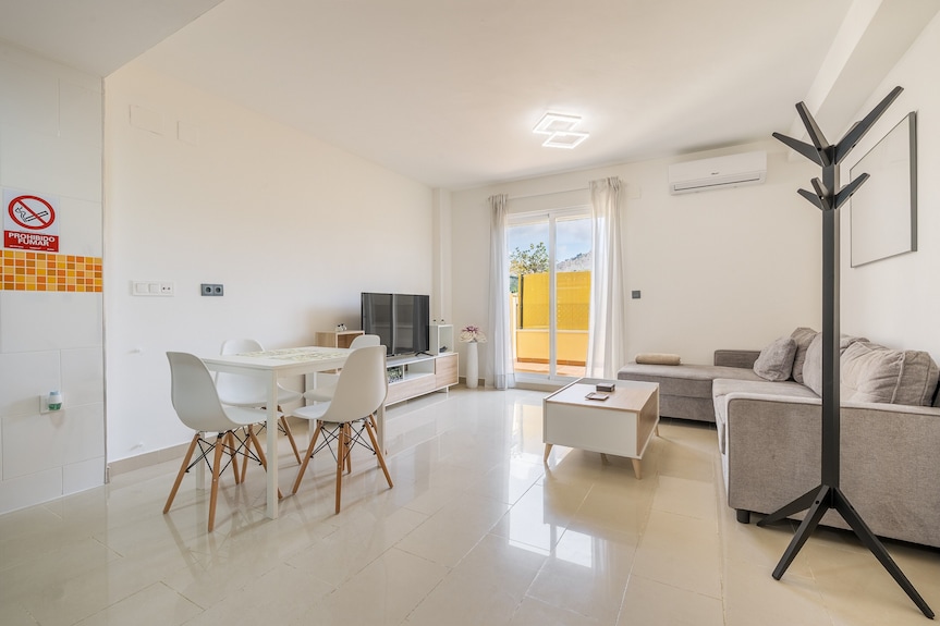 Apartamento 'áGora Alhambra' Con Vistas A La Montaña, Piscina Compartida Y Aire Acondicionado - Atarfe