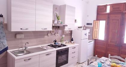 Apartment 'S'accomodassi - Tra Città E Mare' with Air Conditioning