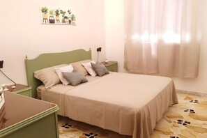 2 bedrooms, bed sheets