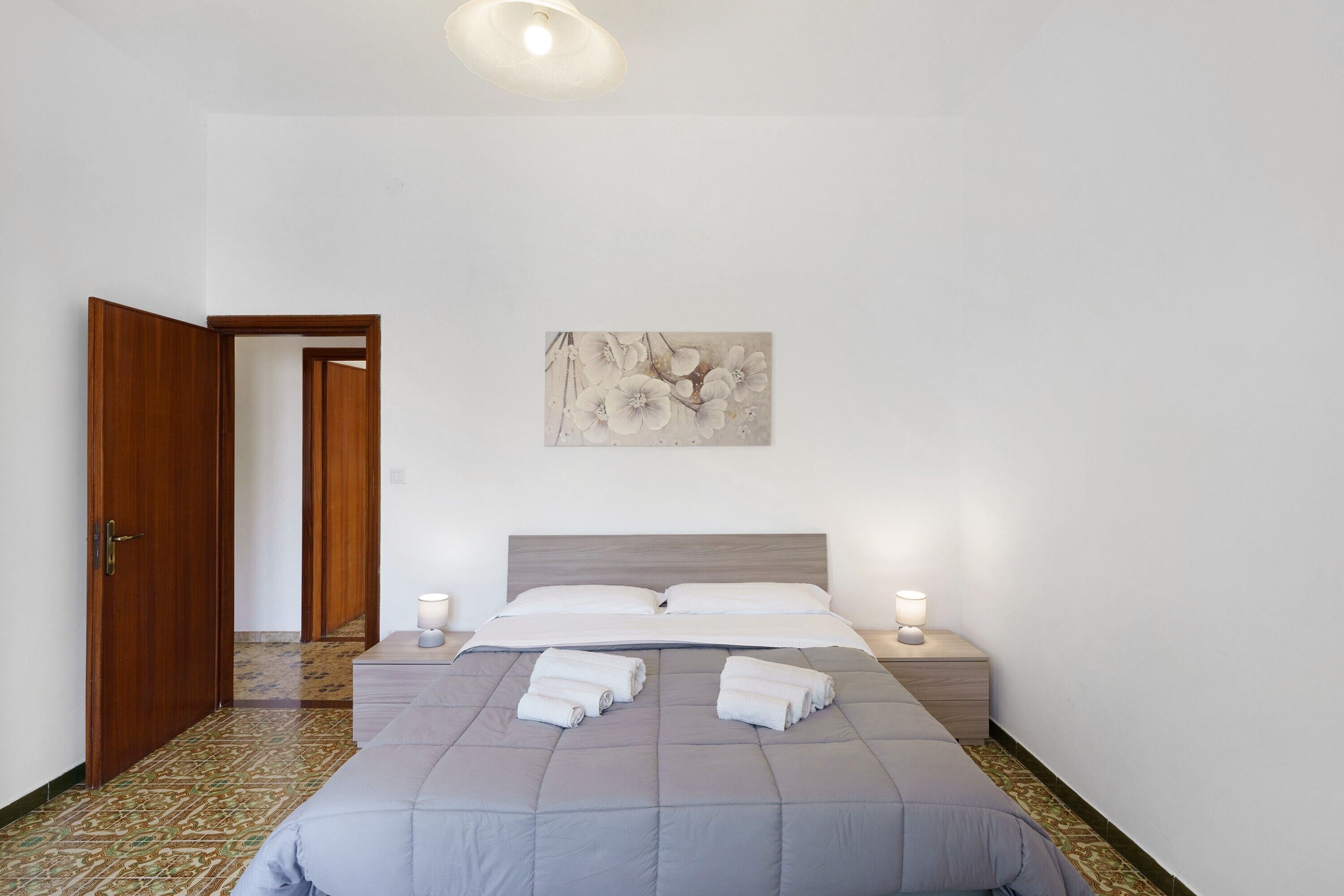 2 habitaciones, tabla de planchar con plancha y wifi gratis 