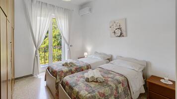 2 habitaciones, tabla de planchar con plancha y wifi gratis