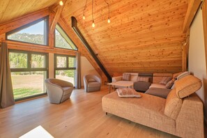 Télévision, cheminée