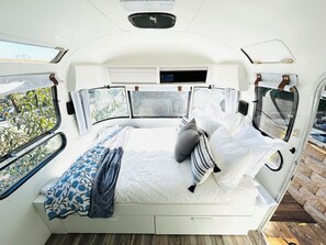 2 soverom, skrivebord, wi-fi og sengetøy