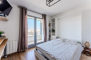 1 bedroom, iron/ironing board, free WiFi, bed sheets - Modern apartment with terrace and direct beach access (Biscarrosse)