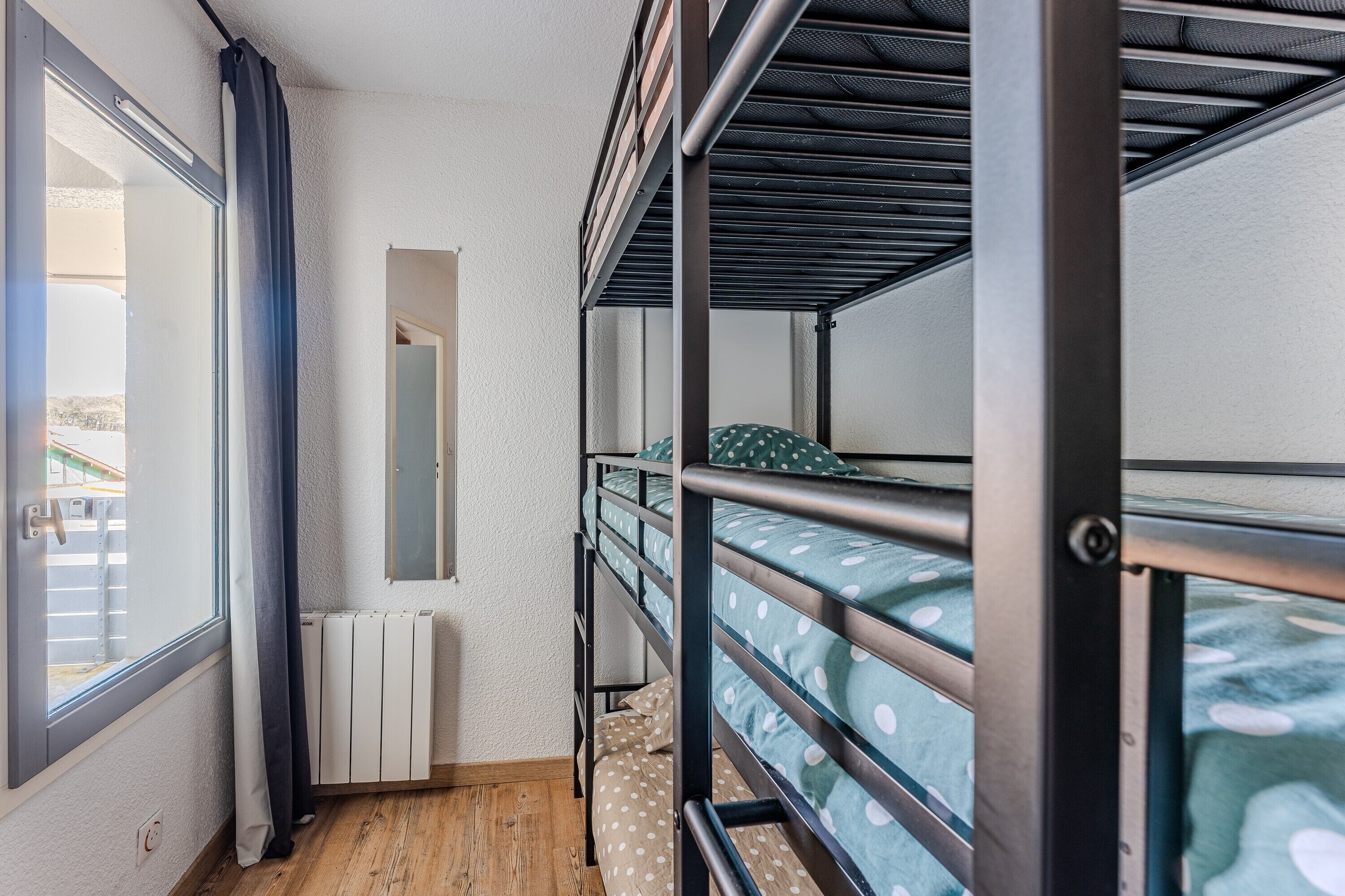 1 chambre, fer et planche à repasser, Wi-Fi gratuit, draps fournis