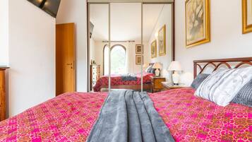 2 makuuhuonetta, ilmainen Wi-Fi, vuodevaatteet