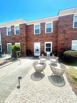 Terrace/patio - Family friendly / pet friendly 2-bedroom townhome in North Myrtle Beach (North Myrtle Beach)