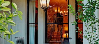 The Suites, Villa Belgravia - Suite 1 - luxury self-contained in central Bendigo