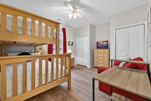 3 bedrooms, free WiFi, bed sheets - North Myrtle Beach Golf Condo | Play and Relax | RC 231| Barefoot Resort (North Myrtle Beach)