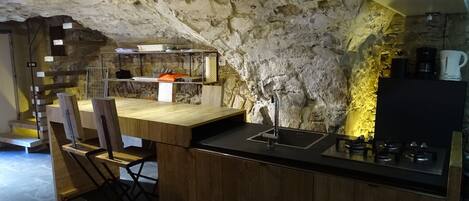 Refrigerador, horno, lavavajillas, cafetera/tetera