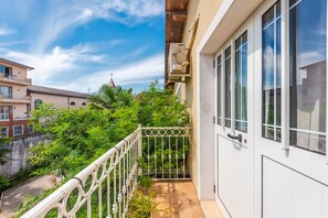 House, Smoking | 1 bedroom - Guesthouse 'hapa të Lehtë' - Room 1 - Pro Bono (Shkodër)