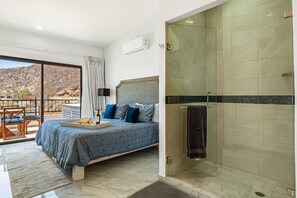 3 bedrooms, iron/ironing board, Internet, bed sheets - Morgan Residences 607 @ Boutique Hotel with pool, gym & spa (Cabo San Lucas)